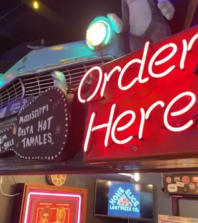 Lost Pizza Co. in Pensacola, Florida